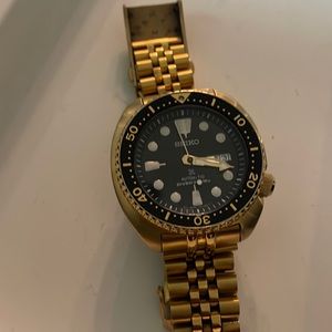 Seiko gold turtle/ with gold jubilee bracelet very nice ready to let it go.